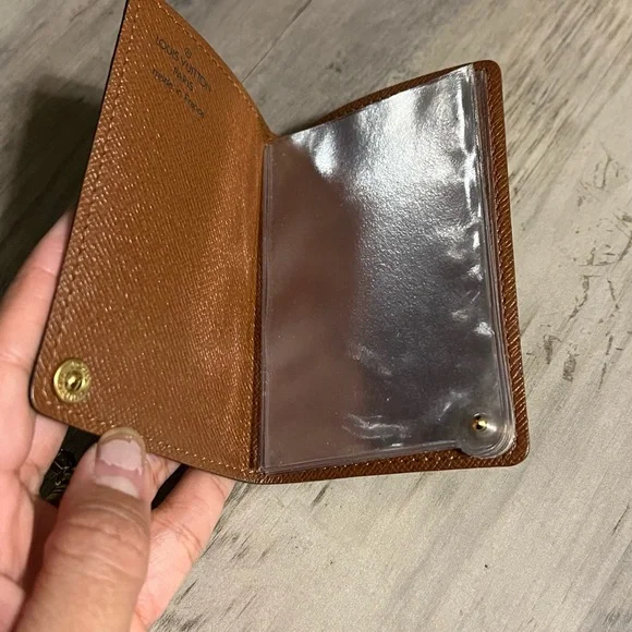 Louis Vuitton Slim Pocket Card Holder Monogram Canvas